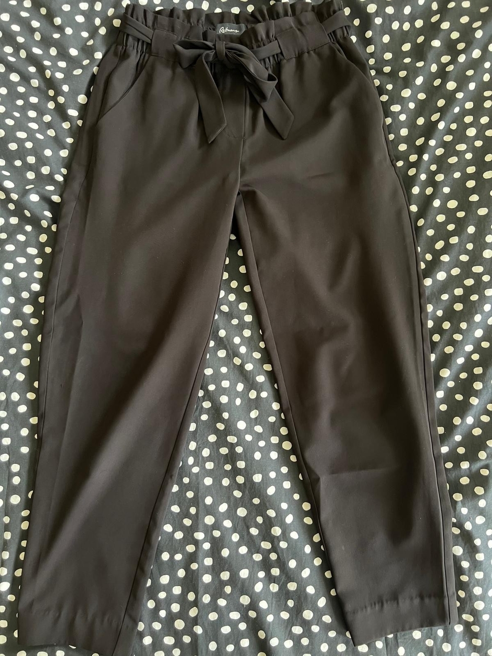 Petite Paperbag Black Tapered Women’s Pants Size 0